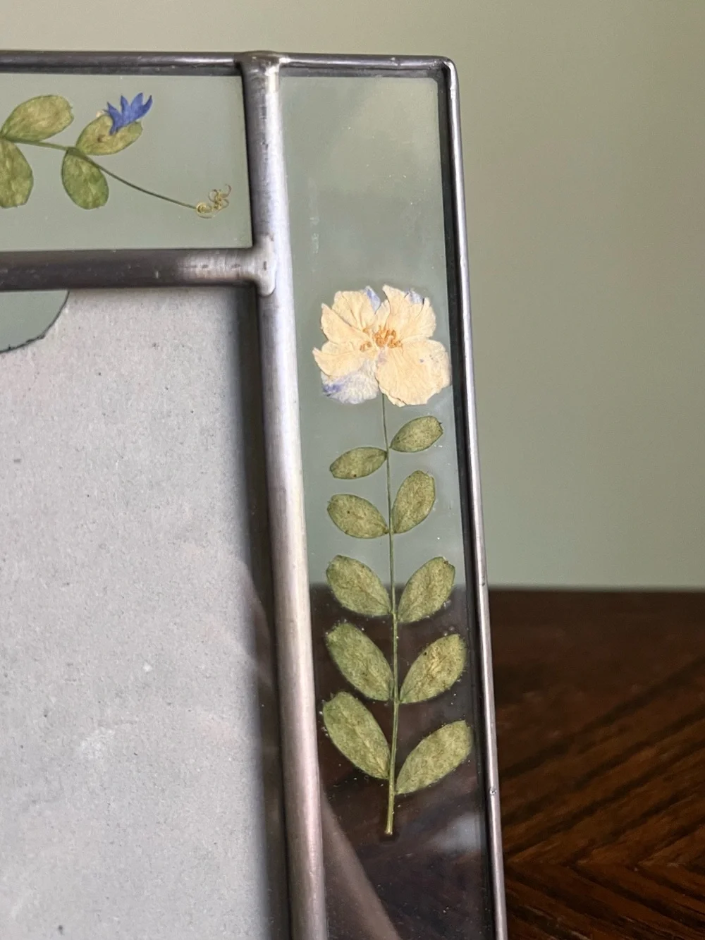 Vintage Pressed Flower Photo Frame, Real Floral Picture Frame, Cottagecore Decor